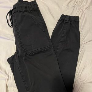 American Eagle joggers